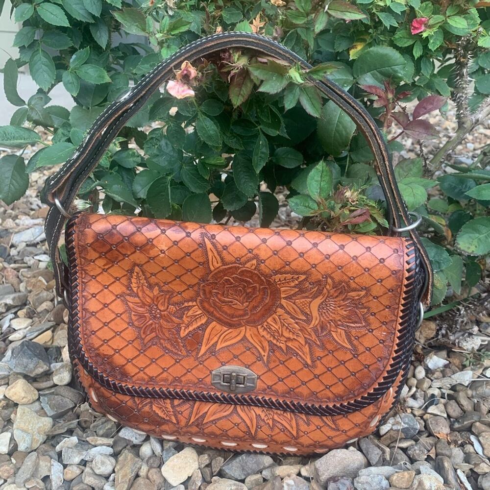 Vintage hand tooled leather turn lock purse western boho hippie